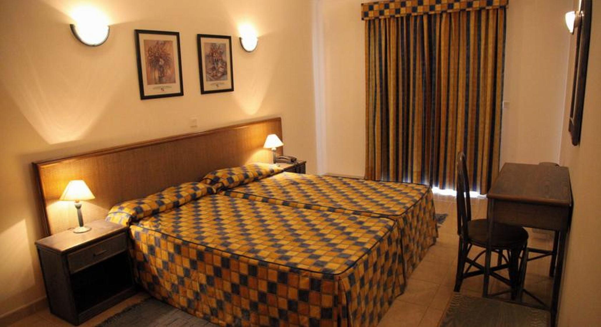 Calema Avenida Jardim Hotel apartamentowy Monte Gordo